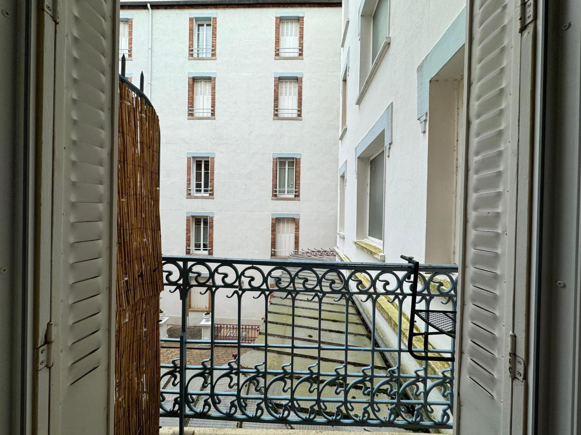 Petit Splendid - Ancien Palace, Balcon, Centre Vichy Exterior photo